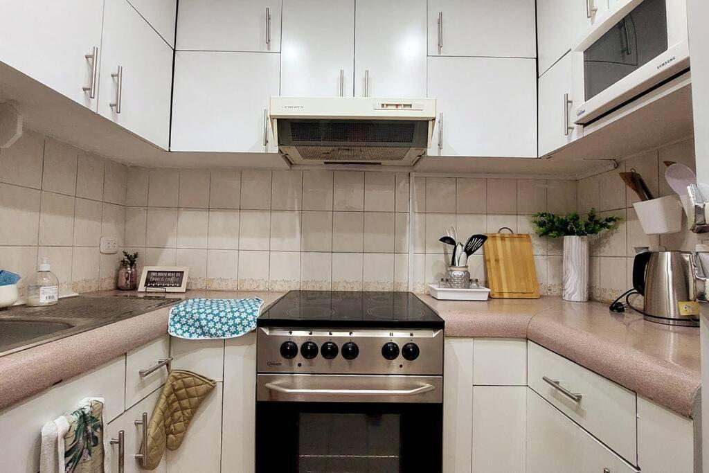 Apartamento Entero En Centro De Miraflores - 2 Habitaciones Lima Ngoại thất bức ảnh